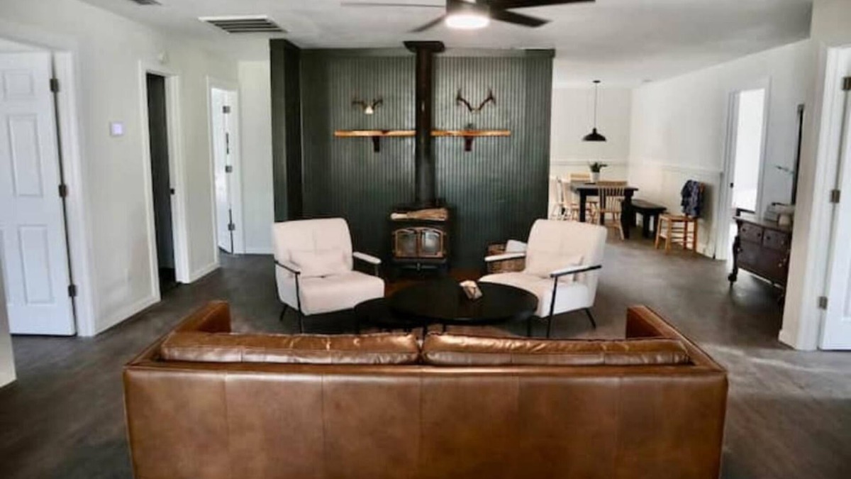 Lampasas House | Ranch Retreat