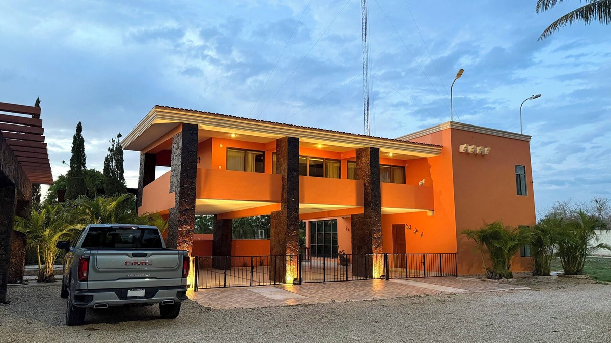 Muxupip House | Ranch with 3-bedrooms and phenomenal natural spaces in Baca Yucatán México