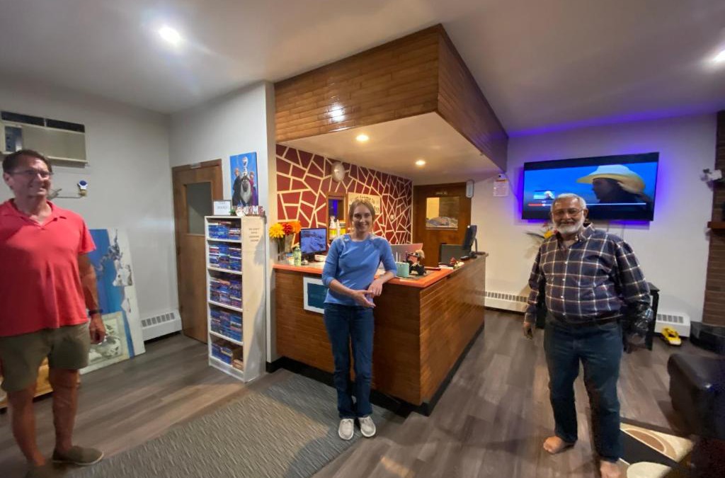 Nanton Hotel | RANCHLAND Inn