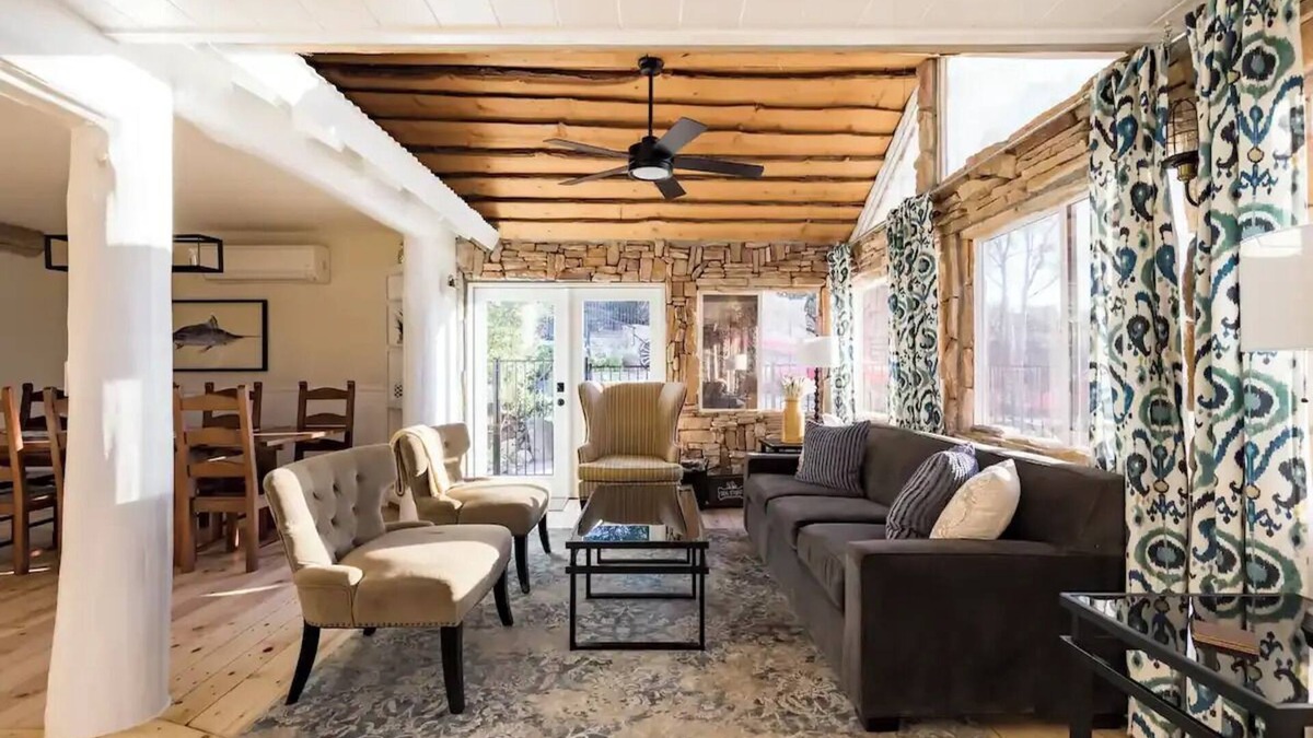 Alpine House | Rancho Maderas Lodge- Solar Heated Pool, King Bednn
