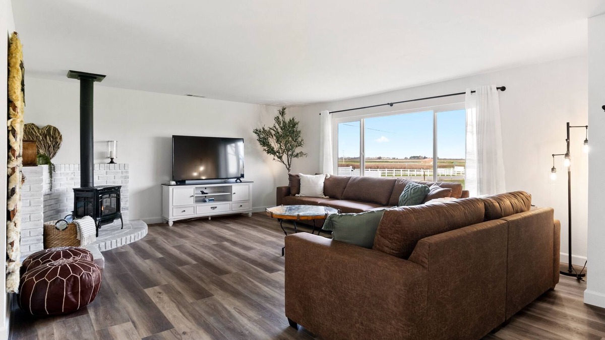 Paso Robles House | Rancho Vino-Entire house with 2 Master bedrooms and 2 additional bedrooms