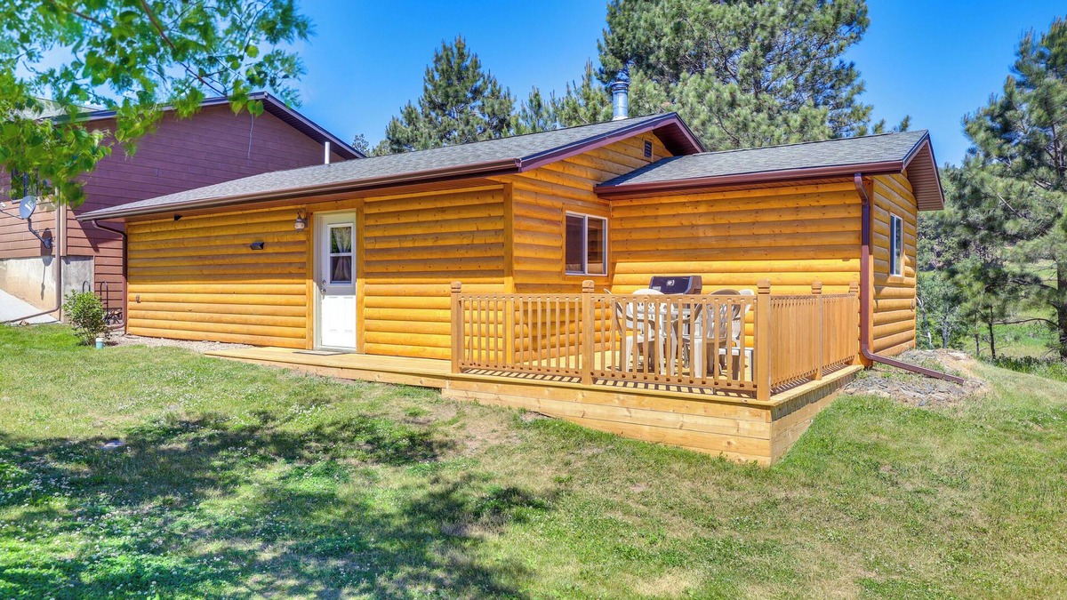 Rapid City Cabin | Rapid City Cabin w/Hiking & ATV Trail Access