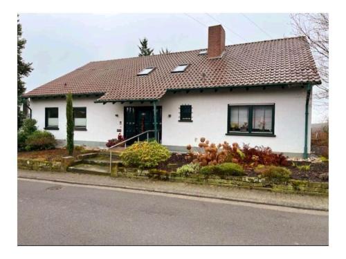 Wachenheim an der Weinstrasse House | Raquet 2 Comfortable holiday residence