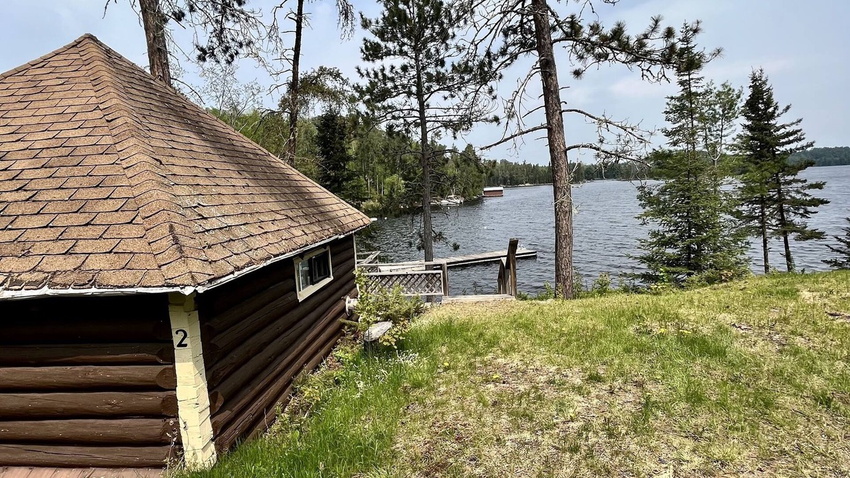 Sioux Narrows Nestor Falls Cabin | Rare 1930's Lakeside Log Cabin with shared hot tub and sauna!