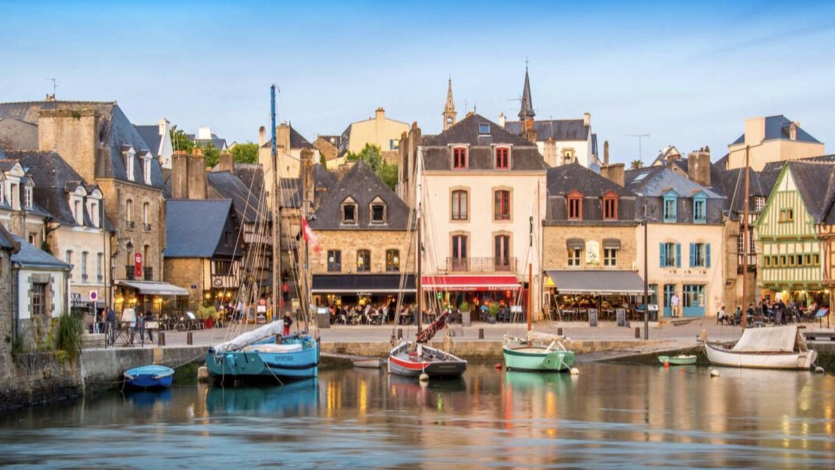 Port de St Goustan Apartment | RARE - Beautiful 2P of 50M2 with large Terrace on the Port of ST Goustan-Auray
