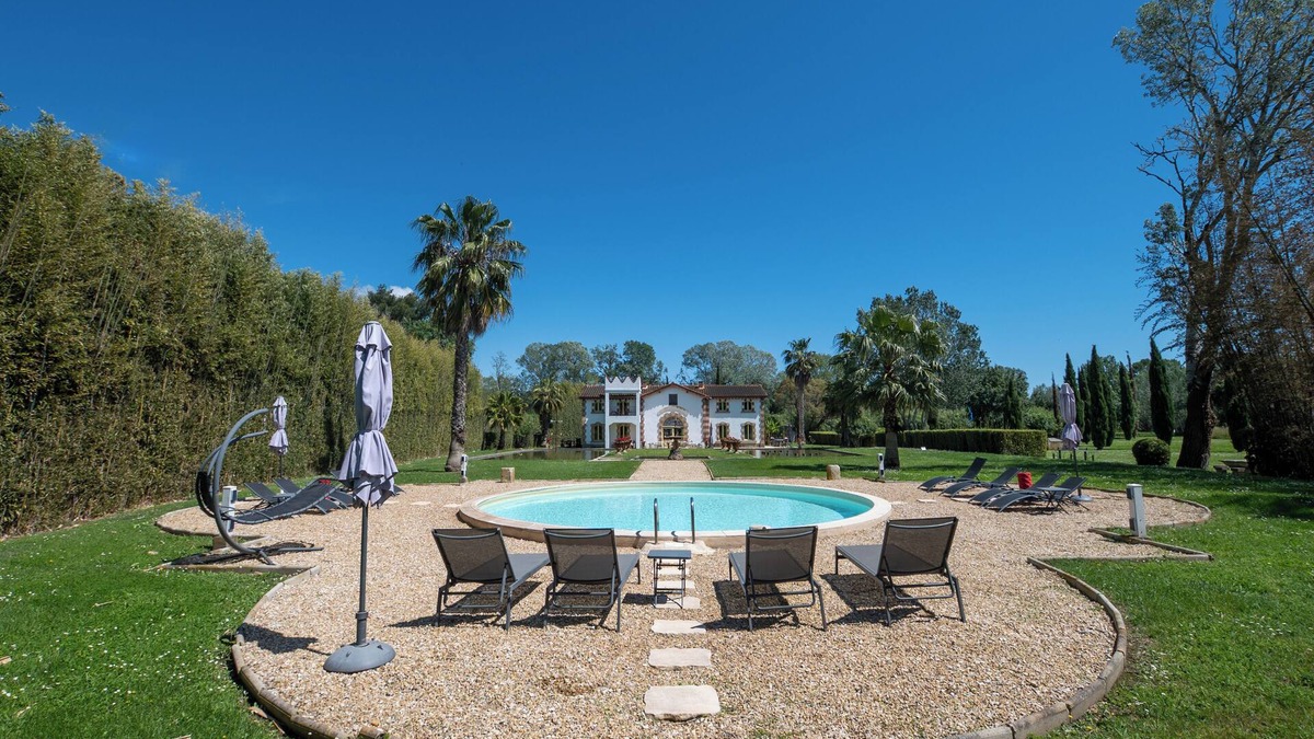 Saint-Gilles Villa | Rare Camargue-Arles, superb property of 500 m2, spa, psicine, 4 to 16 p, park
