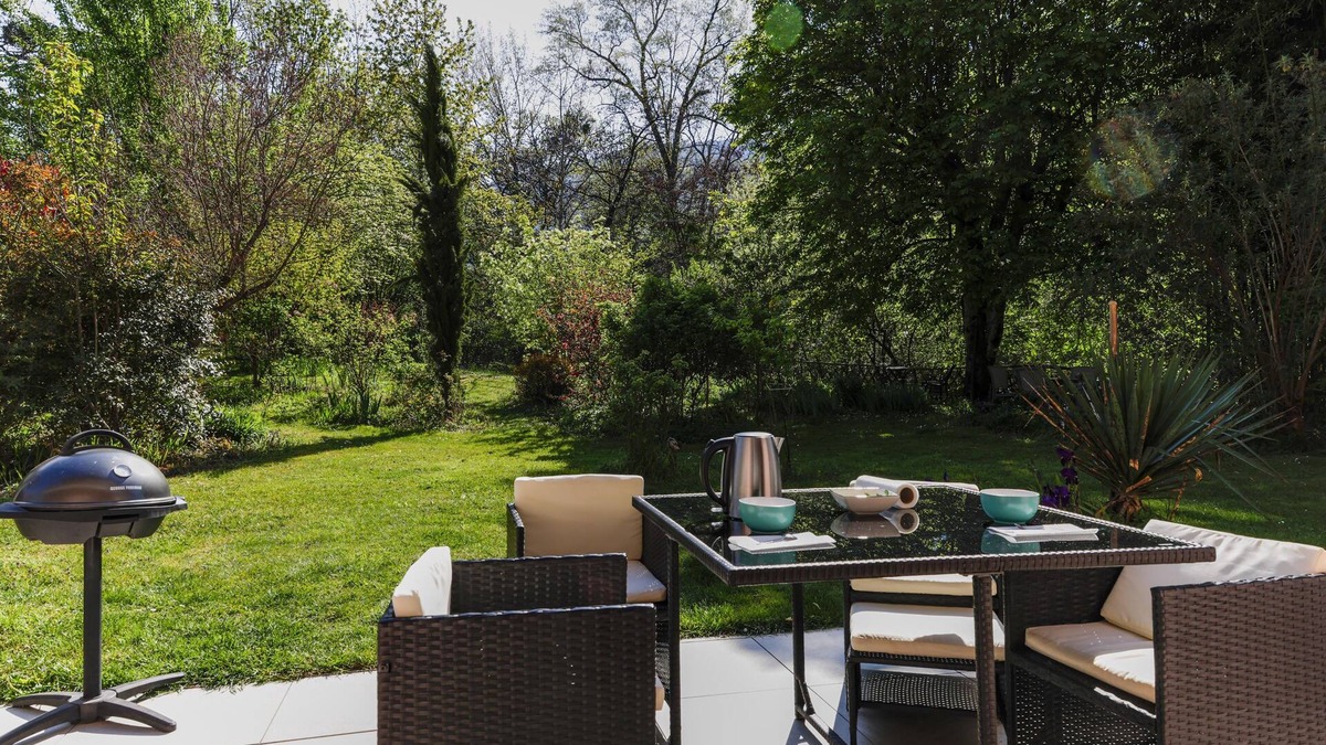 Saint-Jorioz Apartment | Rare, Cozy "loft type" studio with terrace and garden in the heart of St Jorioz.