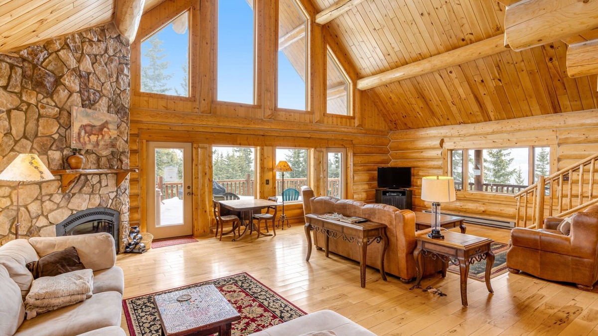 Alma Cabin | Rare mountain-view log home with hot tub, fireplace & WiFi - near Breckenridge