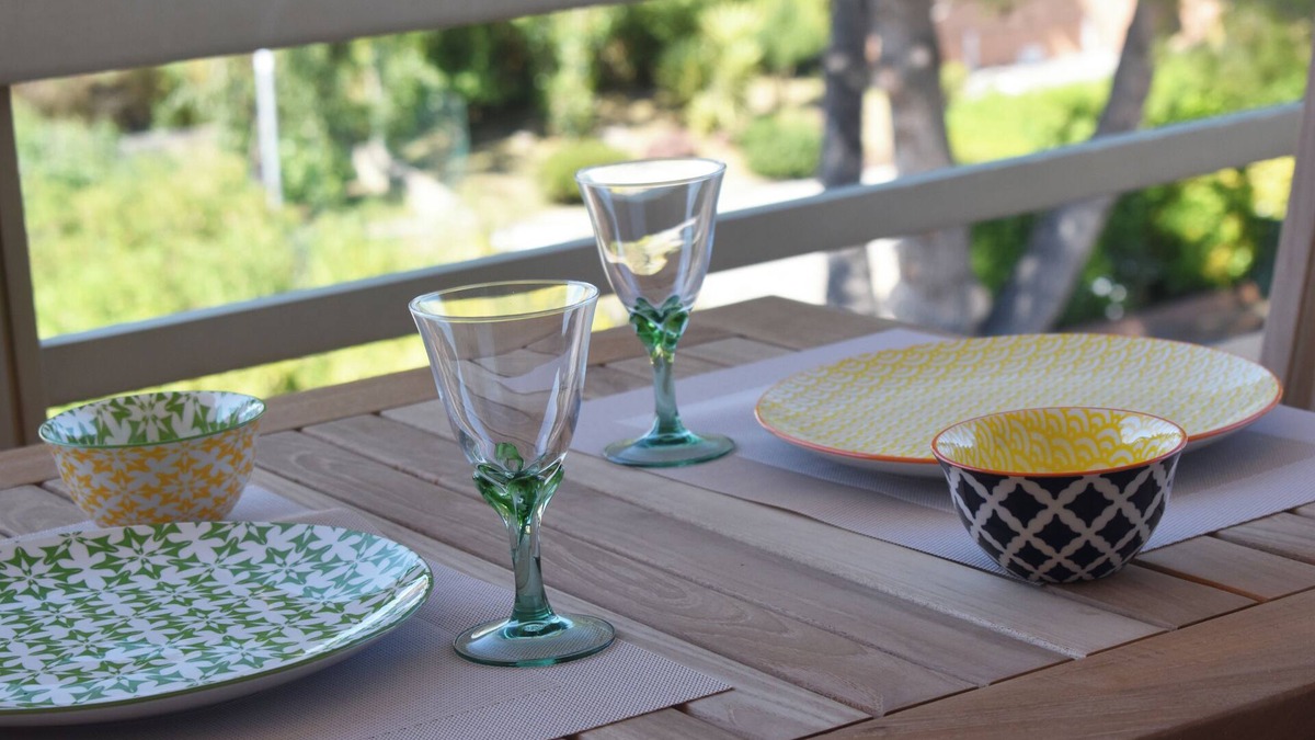 La Londe-les-Maures Apartment | Rare pearl on the beach for 2 people, air-conditioned apartment