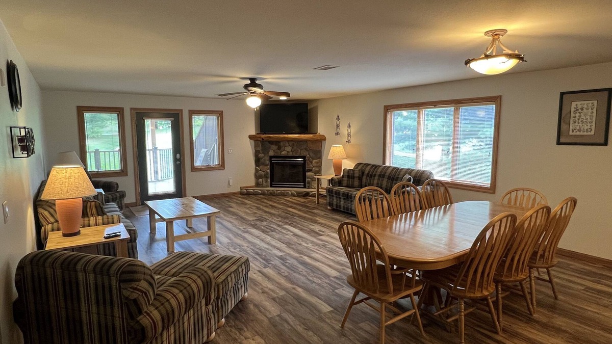 Arkdale Condo | Rare Two Unit 7 bed/4 bath Condo at Northern Bay Golf Resort and Marina!