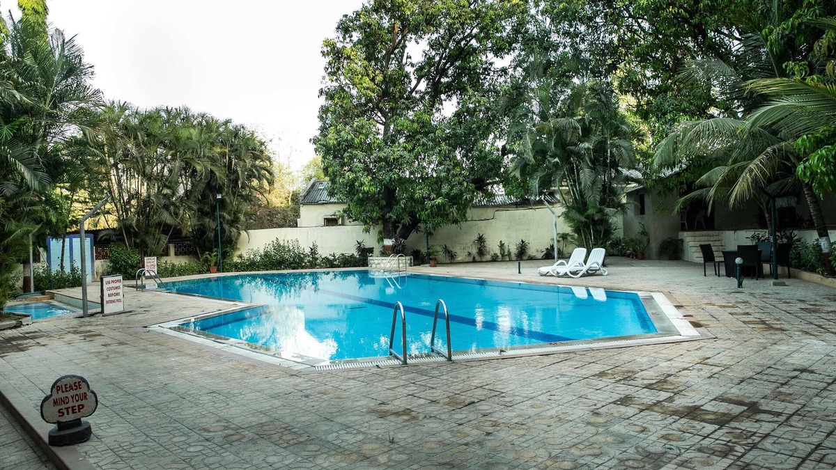 Silvassa Hotel | Ras By Treat Resorts