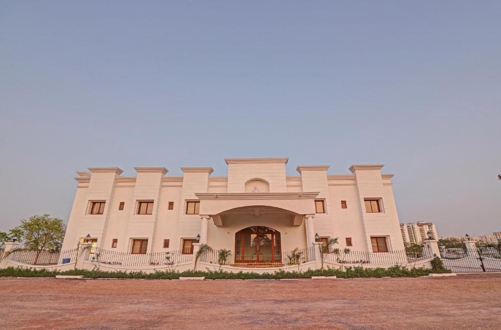 Rajkot Hotel | Ratna Vilas Palace