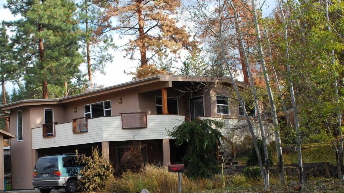 Lower Rattlesnake Apartment | Rattlesnake- Secluded Greenough Park studio