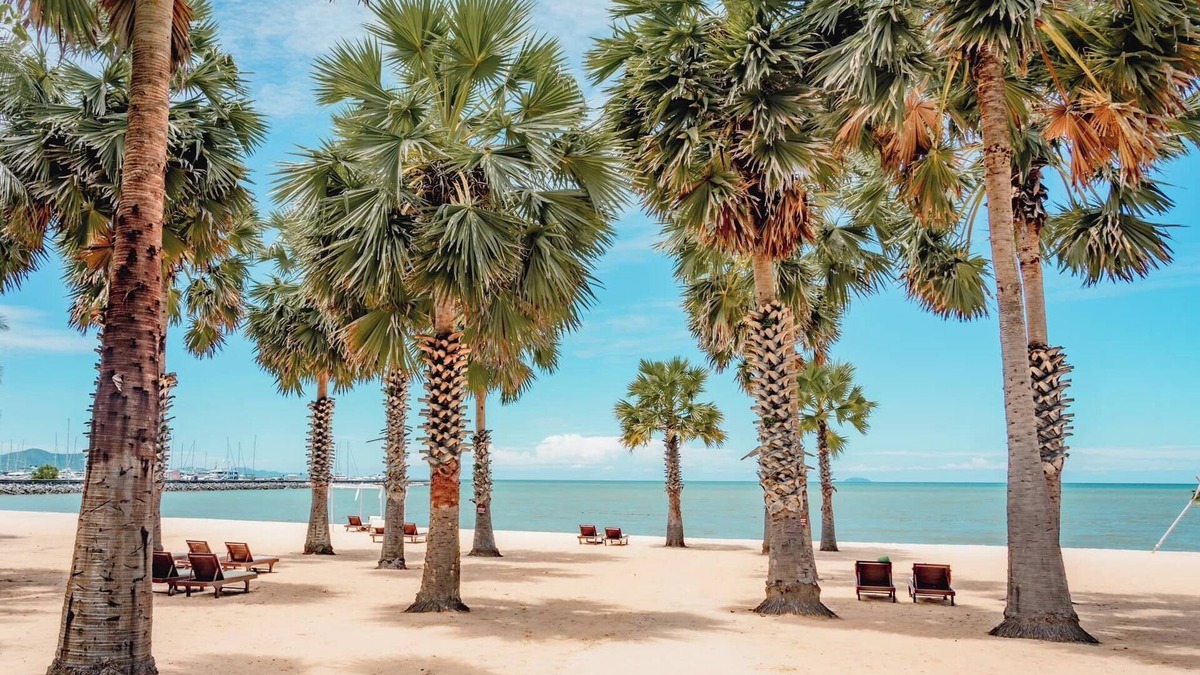 Na Chom Thian Resort | Ravindra Beach Resort And Spa