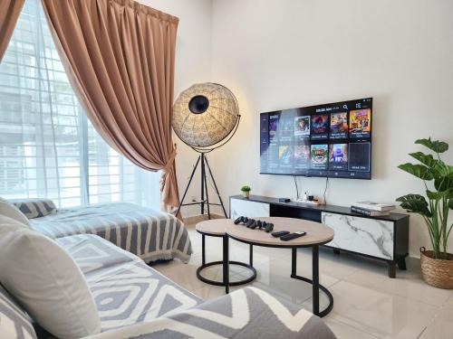 Rawang House | Rawang Home near Aeon 15 Pax WIFI Game Smart TV