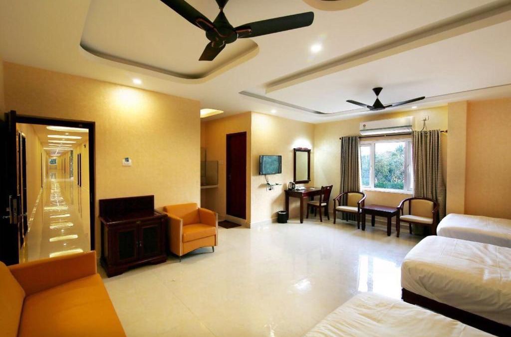 Poondithangal Hotel | RB GRAND RESIDENCY