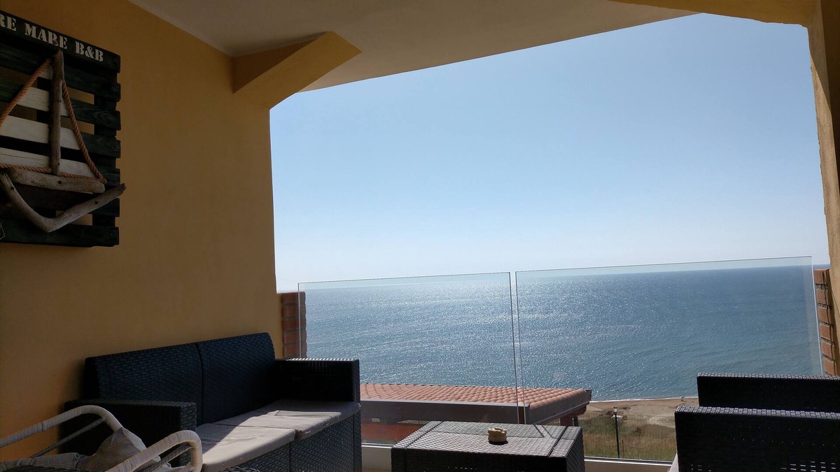 Crotone Bed & Breakfast | Re Mare B&B
