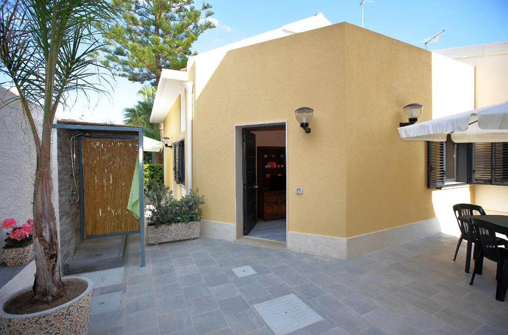 Avola House | RE SOLE La Dependance - Casa vacanza V E N E R E