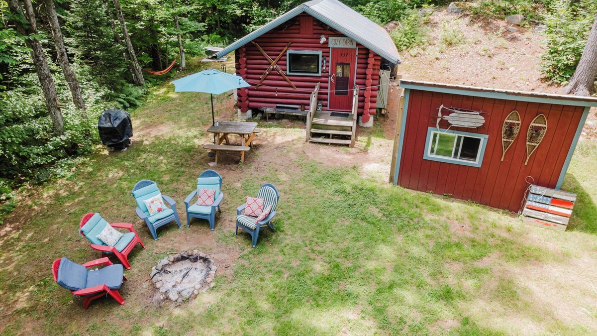Bethel Cabin | READ THE DESCRIPTION! Cozy Log Cabin - Rustic getaway near Bethel Center