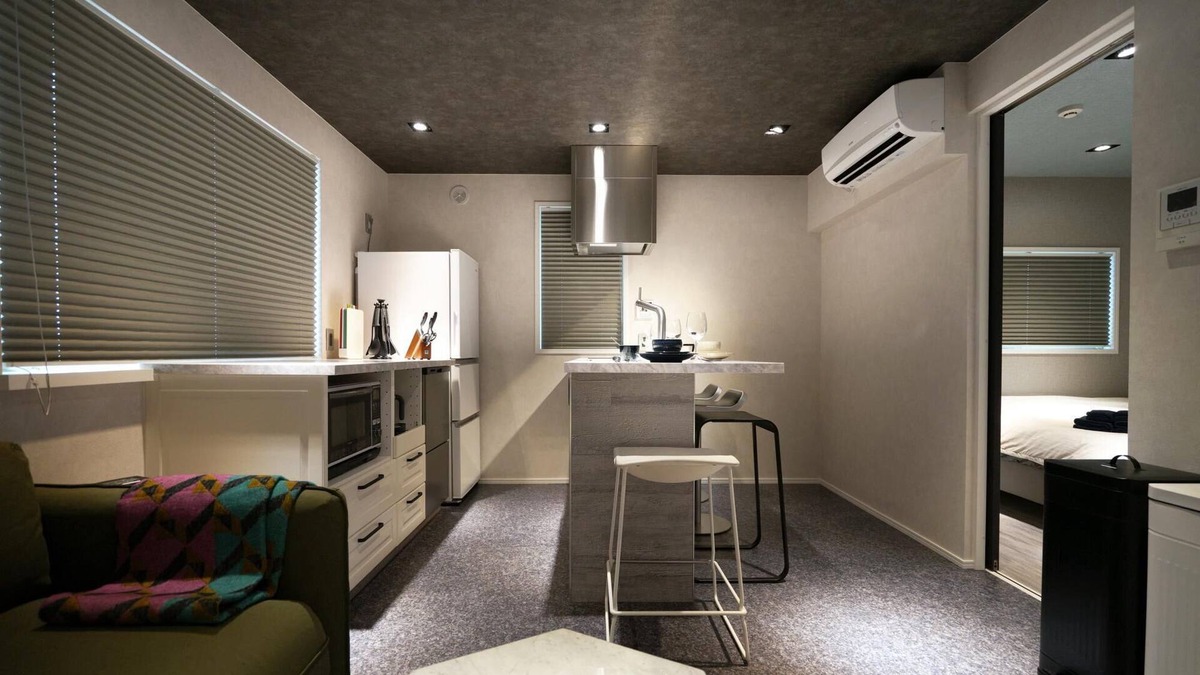 Aoyama Apartment | Real Life AOYAMA 2BR suite 5pax 3bed 3min metro