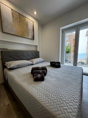 Anzio Apartment | Rebecca s Apartments Deluxe Family Sea View Anzio