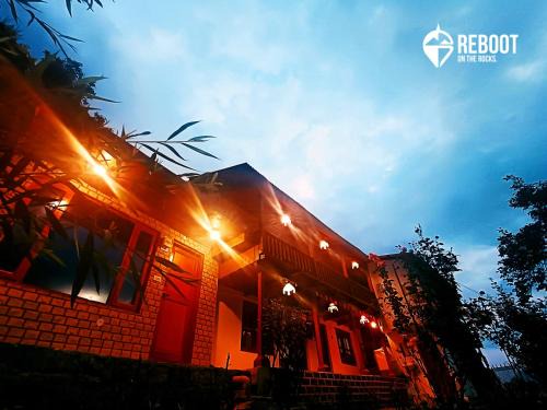 Vashist House | Reboot -On the Rocks