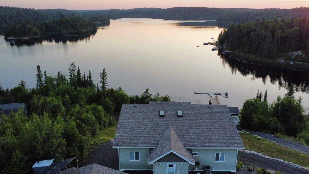 Northern Ontario House | Recently built cabin with a million dollar view - Eagles View