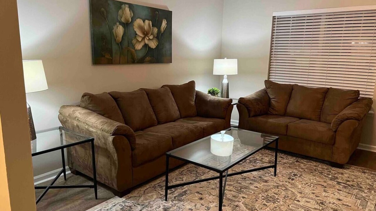 Valdosta House | Recently updated 3 Bedroom Home with Patio