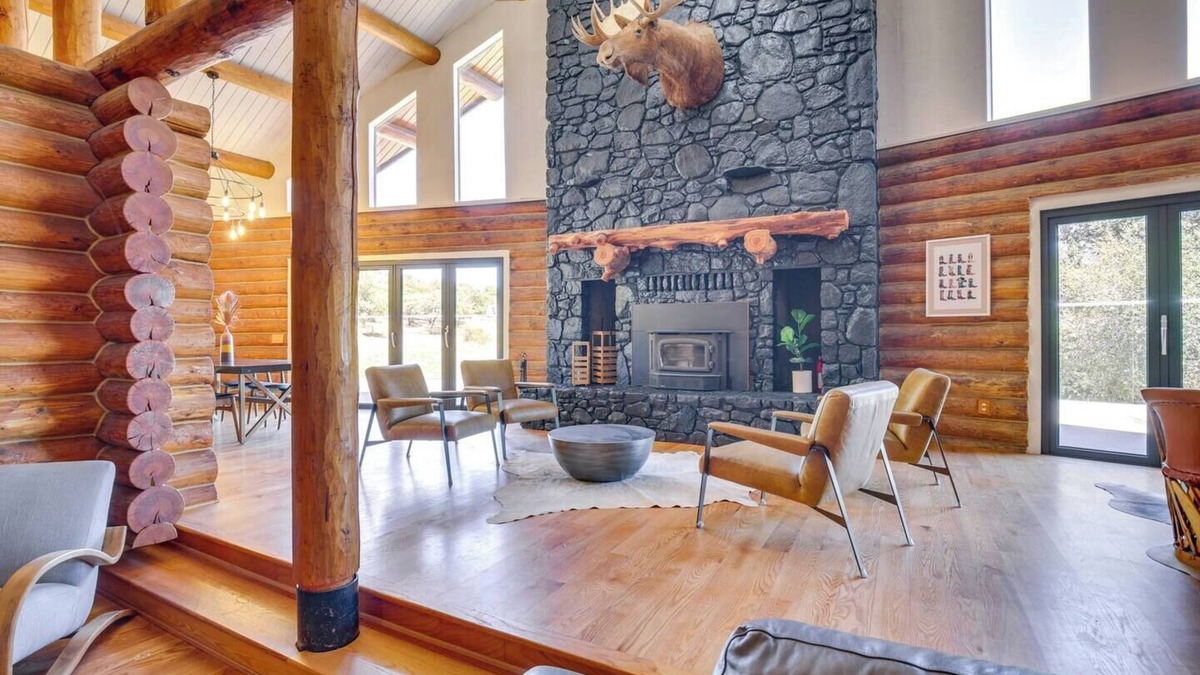 Alpine Villa | Red Hawk Ridge Manzanita - SD Mag Design Winner - Award Winning Log Estate