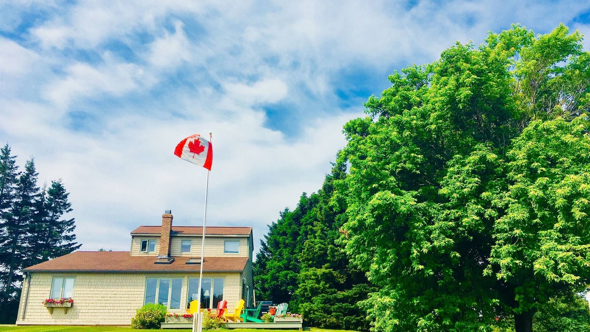 Bayview Cottage | Red Island Getaway