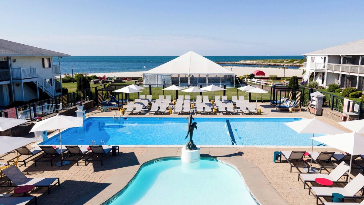 South Yarmouth Hotel | Red Jacket Beach Resort