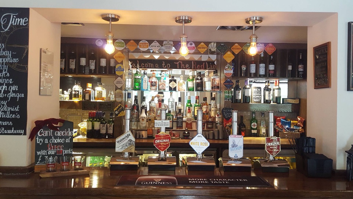 Wybunbury Hotel | Red Lion