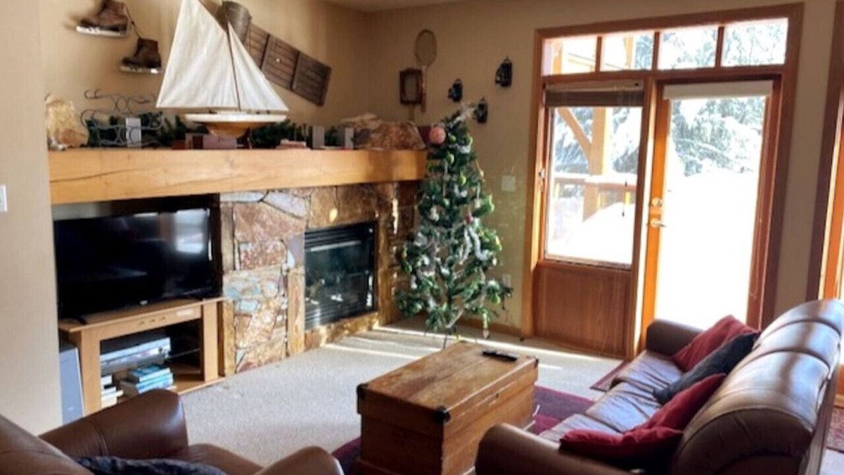 Rossland Condo | Red Rob #5 Red Mountain