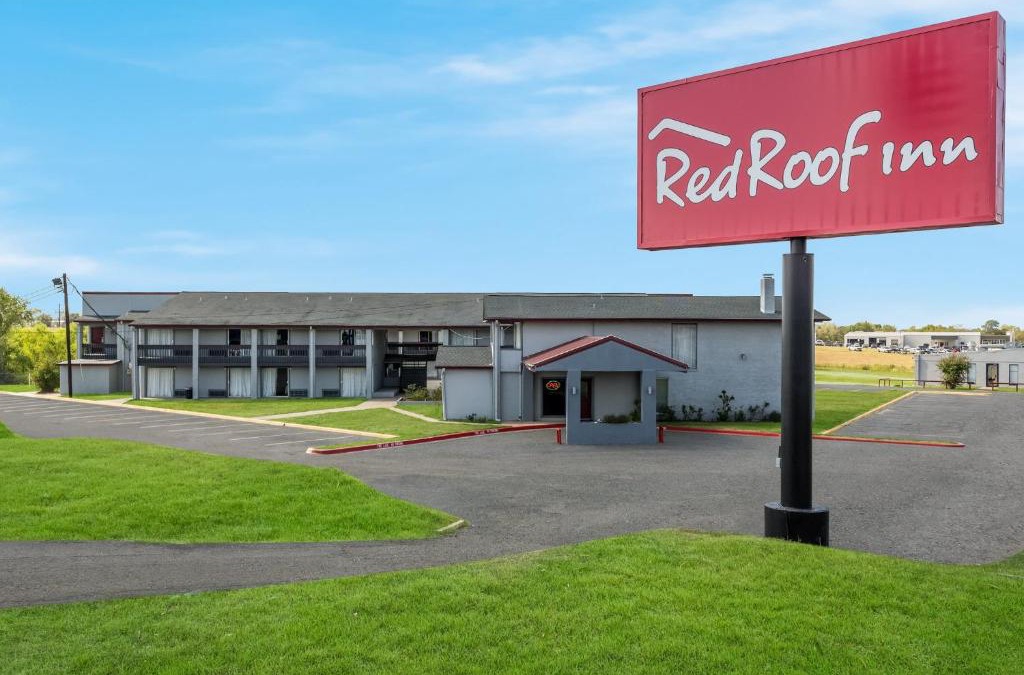 Madisonville Hotel | Red Roof Inn Madisonville