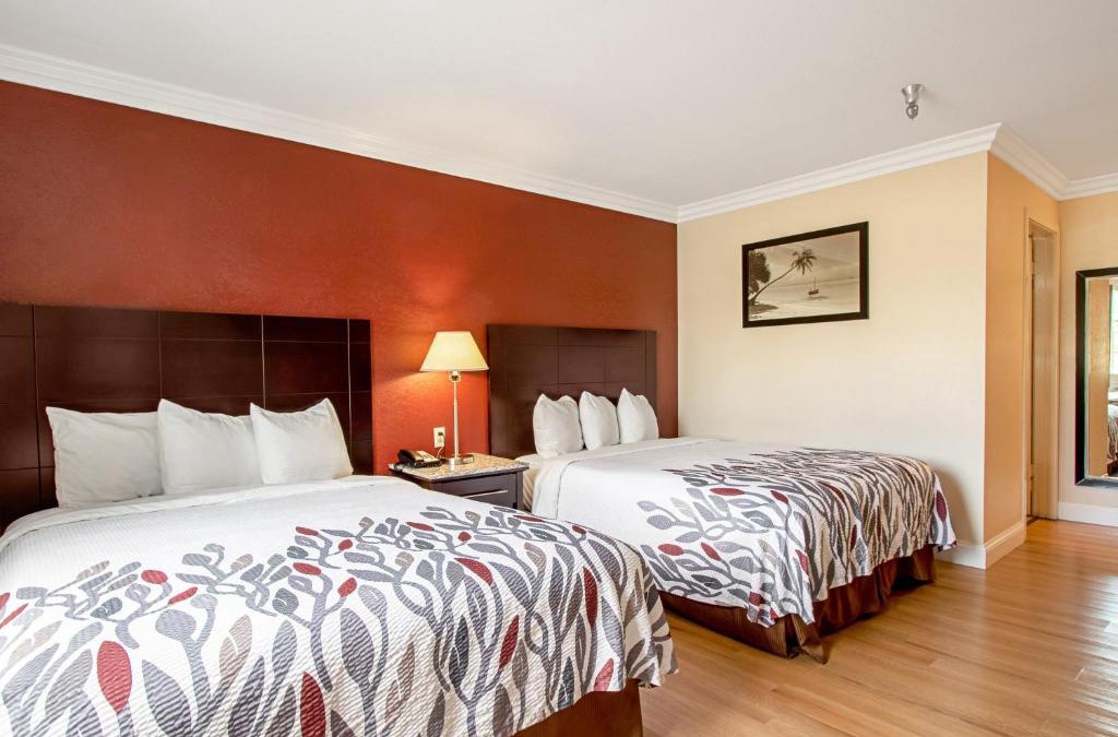 North Fremont Street Hotel | Red Roof Inn & Suites Monterey