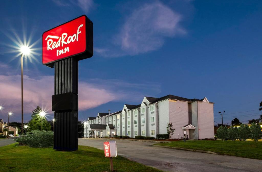 Sulphur Hotel | Red Roof Inn Sulphur
