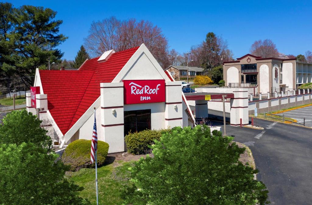 Warrenton Hotel | Red Roof Inn Warrenton
