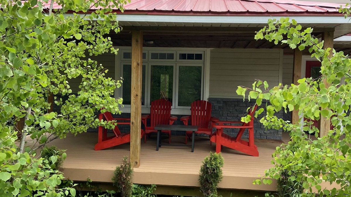 Tobermory House | Red Roof Retreat Tobermory