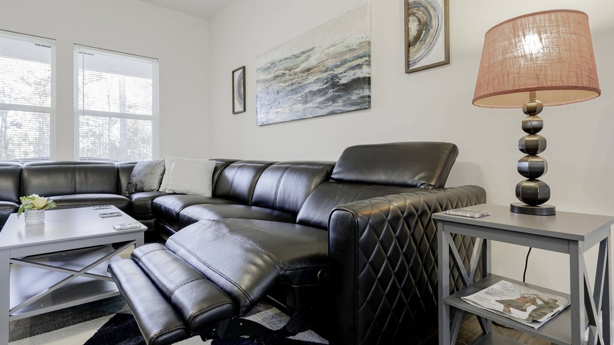 Chapin House | Red Rooster of Chapin