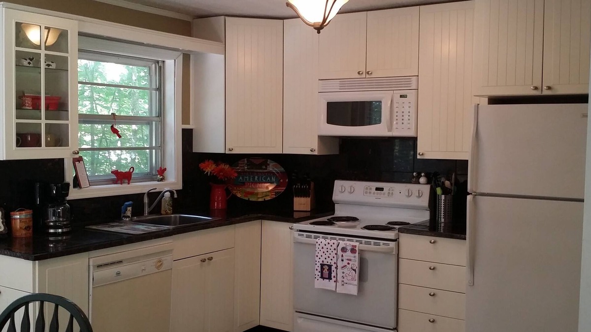 Blairsville House | Redbird Retreat - pet friendly