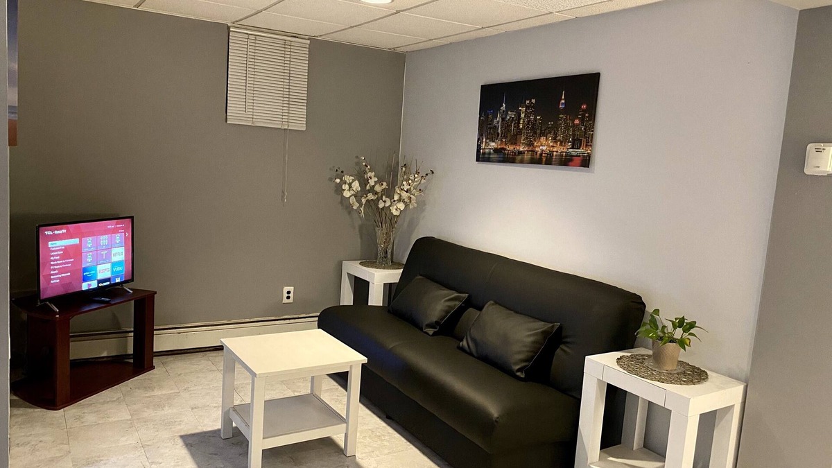 Floral Park Apartment | RedChillies🌶 Spacious one barroom apartment