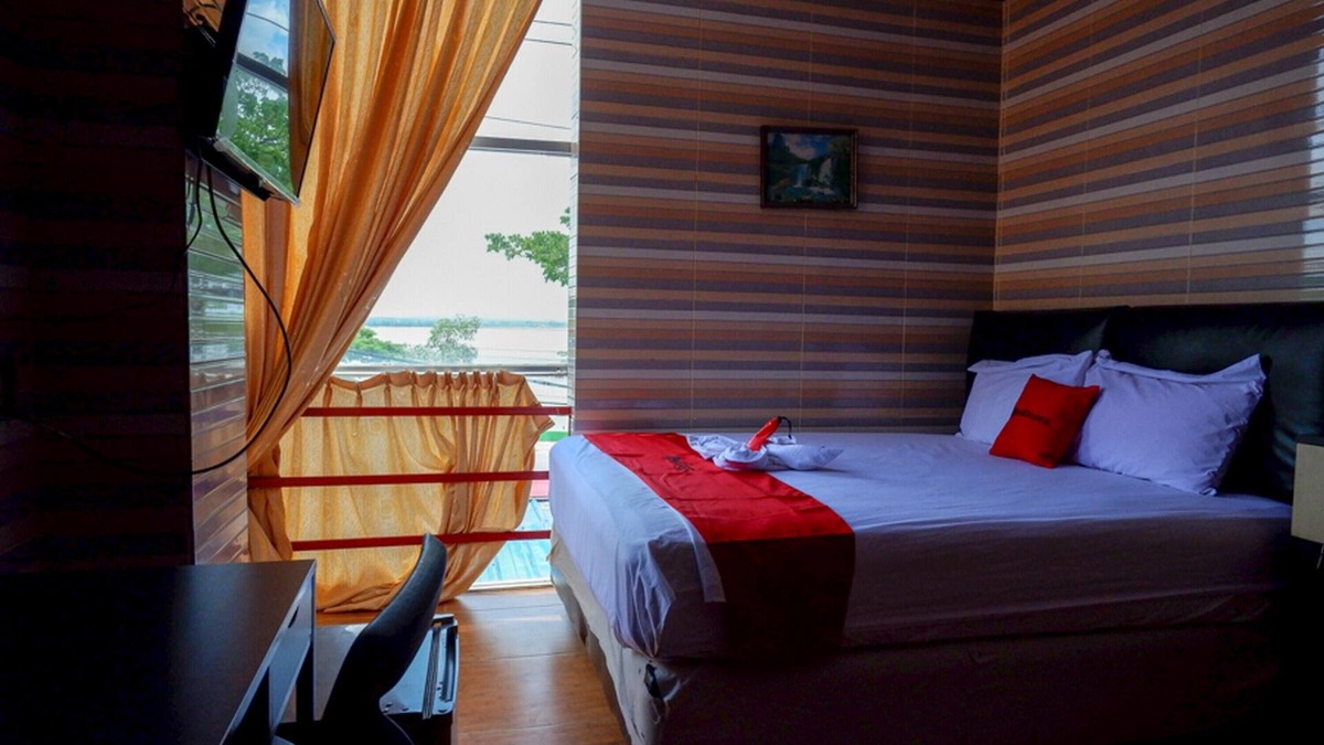 Pulupanda Hotel | RedDoorz near Kendari Beach 2