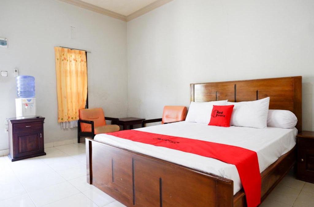 Palu House | RedDoorz near Mutiara SIS Al Jufrie Airport Palu
