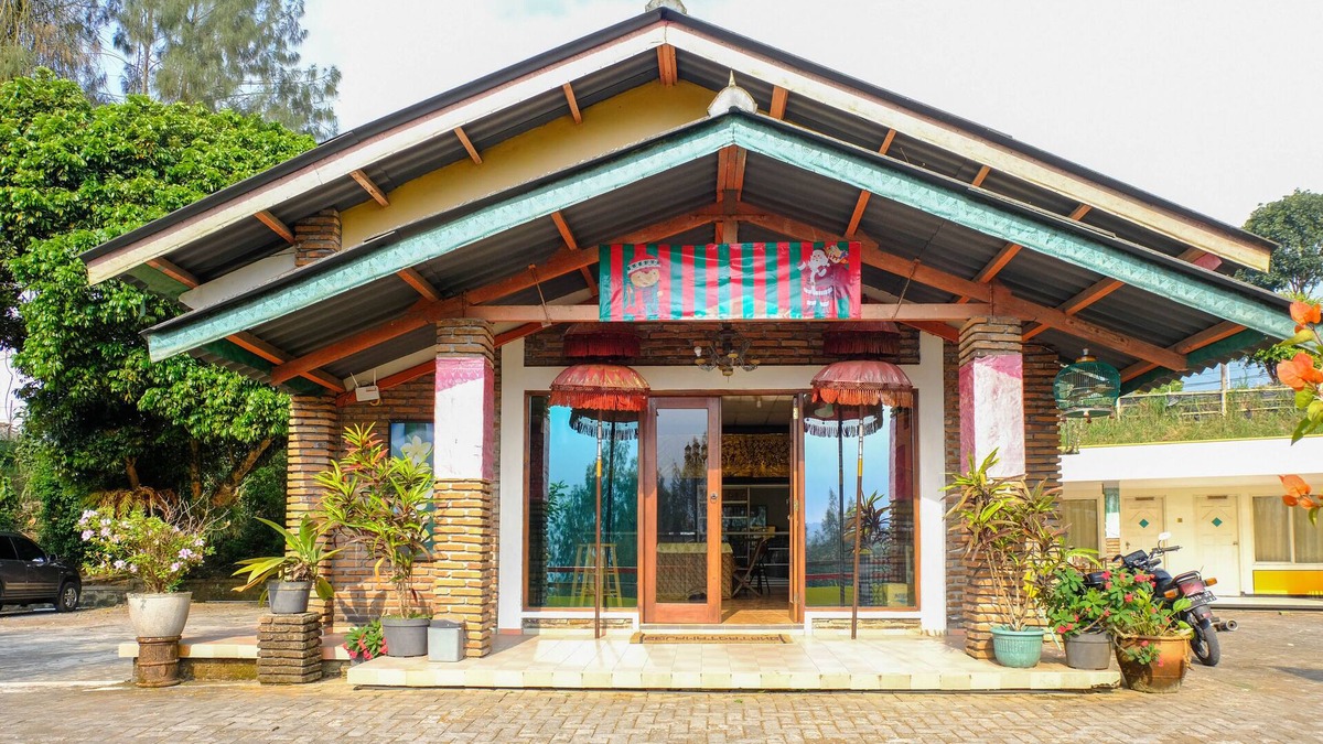 Kopeng Hotel | RedDoorz near STAB Syailendra Kopeng