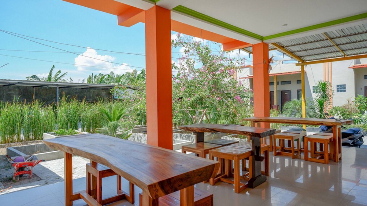 Palu House | RedDoorz near Taman Makam Pahlawan Tatura