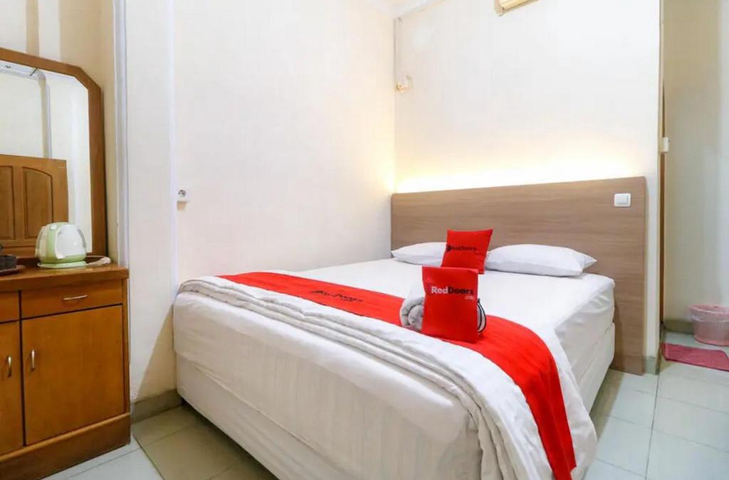 Jambi House | RedDoorz Plus near WTC Batanghari Mall