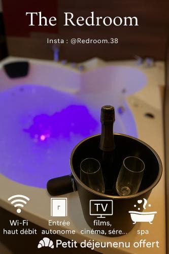 Voiron Apartment | Redroom Spa privatif & nuit romantique à deux