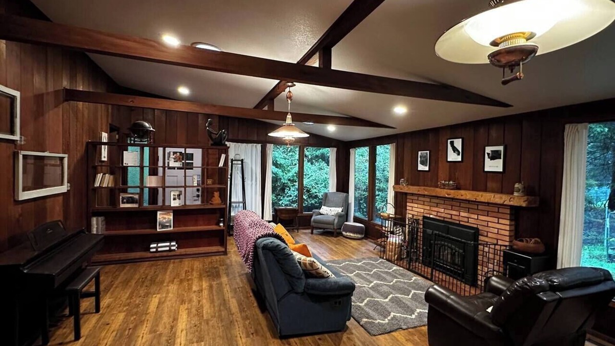 Arcata House | Redwood house (1 block from HSU)