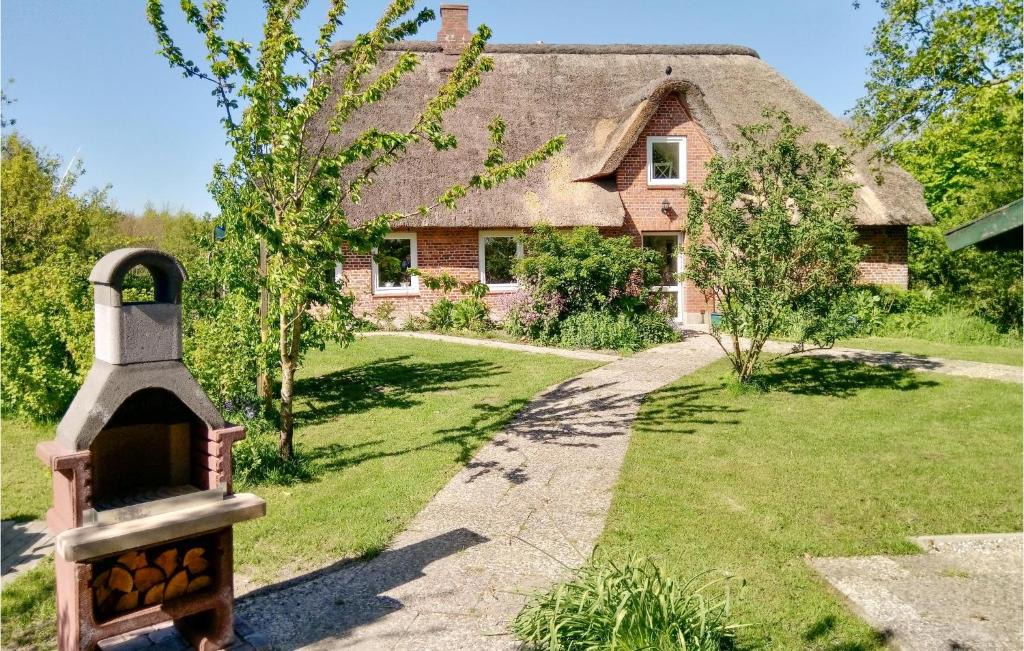 Klanxbuell House | Reethus Bombuell