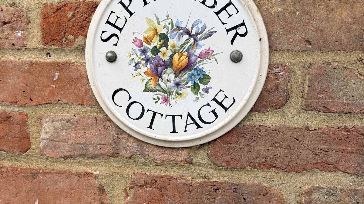 Farnham Common House | Refined Cottage Living Nr Ascot & Windsor